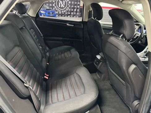 Used 2013 Ford Fusion SE image 40