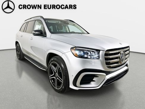 Used 2026 Mercedes-Benz GLS 450 4MATIC image 3