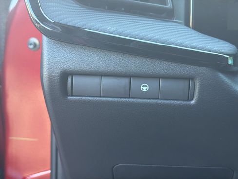 New 2026 Nissan Kicks SR image 22