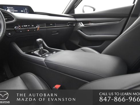 Certified 2025 MAZDA MAZDA3 2.5 S Hatchback w/ Premium Pkg image 23
