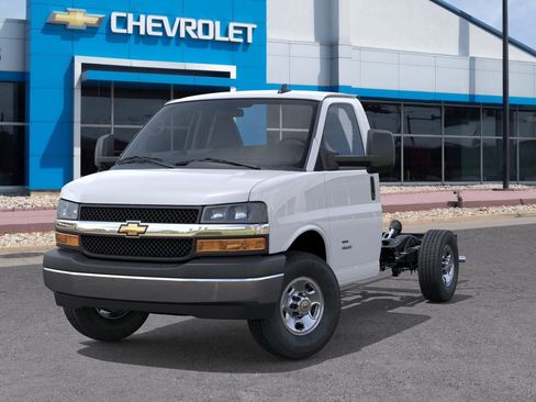 New 2025 Chevrolet Express 3500 w/ Power Convenience Package image 46