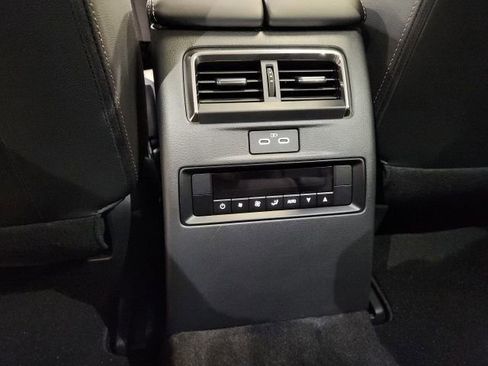 Certified 2025 MAZDA CX-70 Plug-In Hybrid w/ Premium Pkg image 23