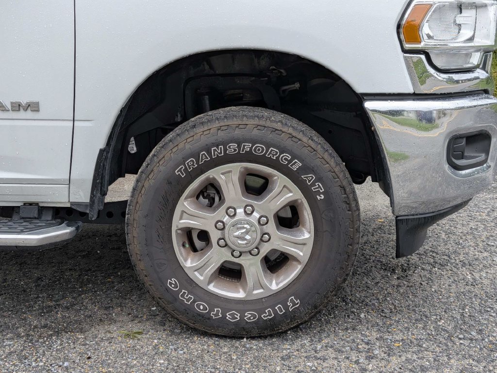 Used 2024 RAM 2500 Big Horn AWD/4WD image 11
