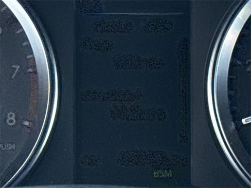 Used 2017 Toyota Highlander SE image 15