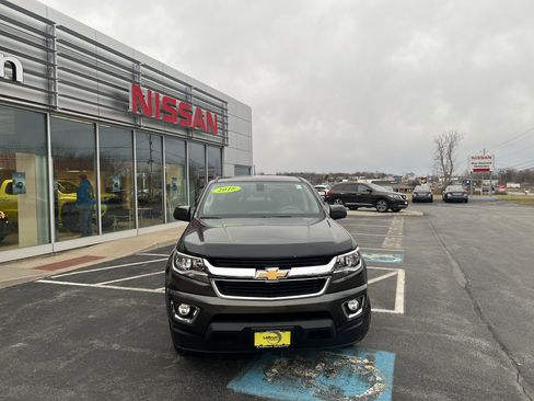 Used 2018 Chevrolet Colorado LT w/ LT Convenience Package image 15