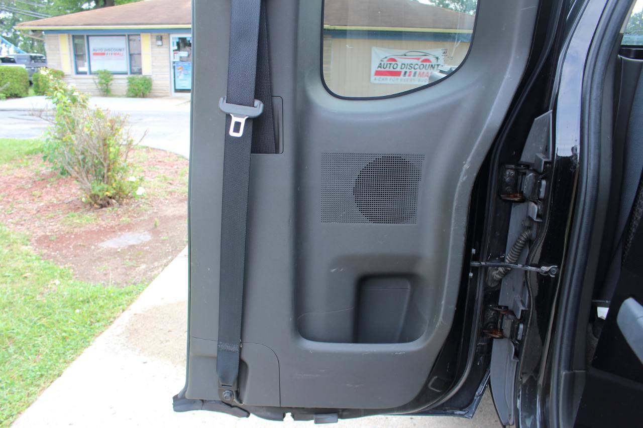Used 2014 Nissan Frontier SV w/ SV Value Truck Package AWD/4WD image 32