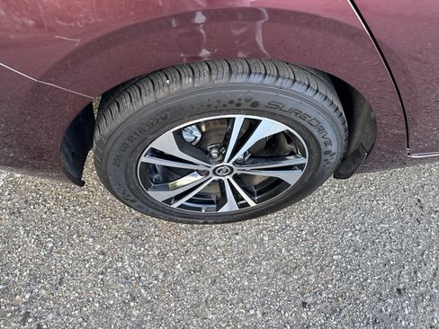 Used 2023 Nissan Sentra SV FWD image 9
