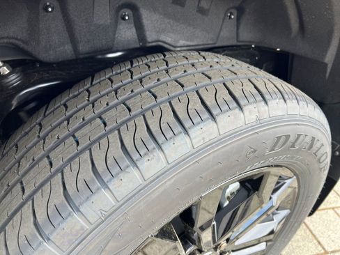 New 2026 Toyota 4Runner 4WD image 28