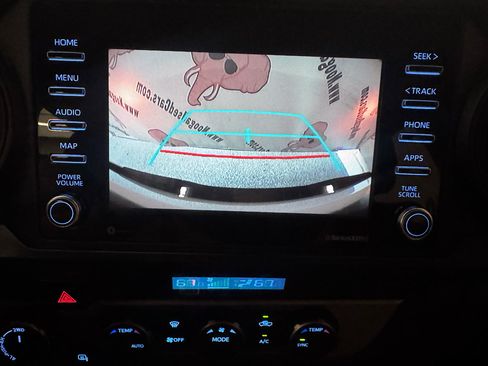 Used 2021 Toyota Tacoma SR AWD/4WD image 27