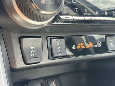 Used 2024 Toyota RAV4 XLE Premium w/ Weather Package AWD/4WD image 18