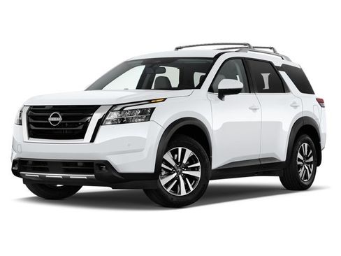 Used 2024 Nissan Pathfinder Platinum w/ Cargo Package image 5