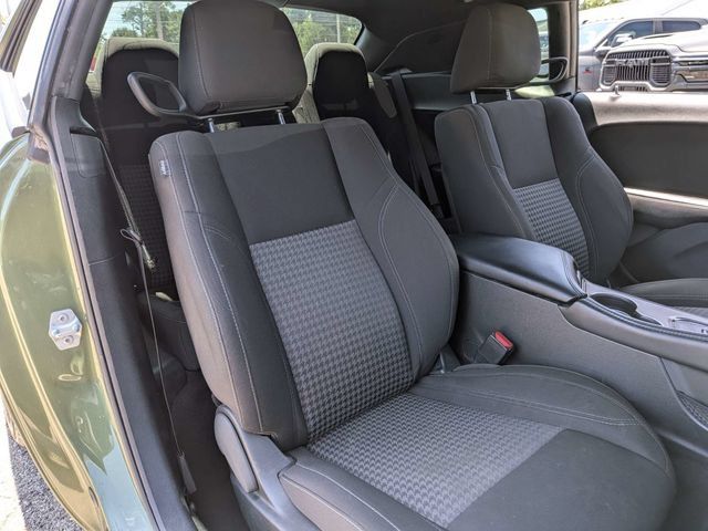 Used 2023 Dodge Challenger SXT RWD image 16