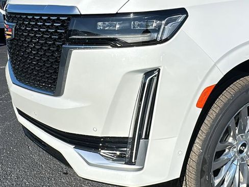 Used 2021 Cadillac Escalade Premium Luxury w/ Driver Assist Tech Package image 10