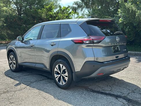 Used 2023 Nissan Rogue SV AWD/4WD image 7