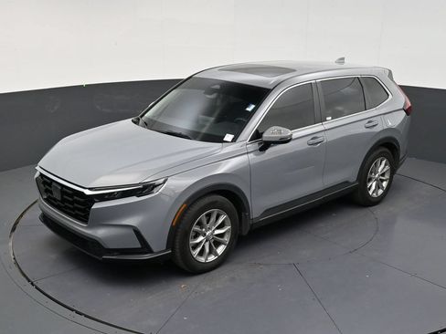 Used 2025 Honda CR-V EX image 12