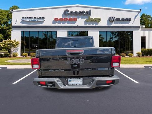 New 2025 Jeep Gladiator Sport AWD/4WD image 5