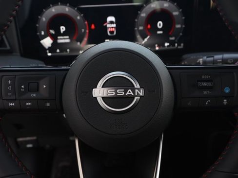 New 2025 Nissan Kicks SR image 25