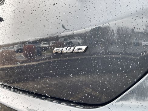 Used 2022 Ford Edge SEL image 12