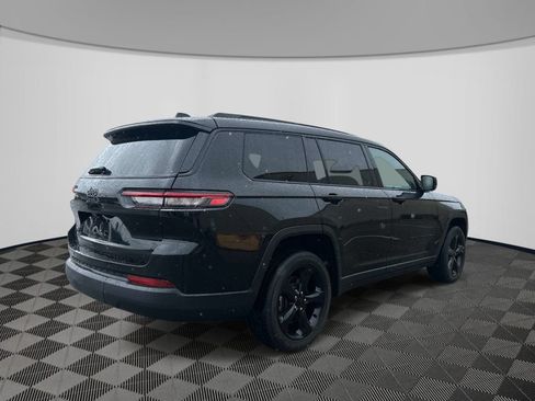 Certified 2023 Jeep Grand Cherokee L Laredo AWD/4WD image 6