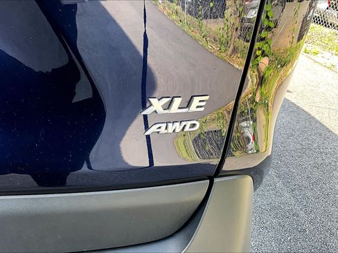 Certified 2025 Toyota RAV4 XLE AWD/4WD image 10