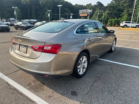 Used 2024 Chevrolet Malibu LT FWD image 3