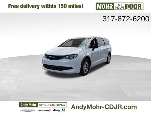 New 2026 Chrysler Voyager LX image 3