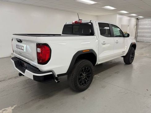 New 2026 GMC Canyon Elevation w/ Convenience Package image 6