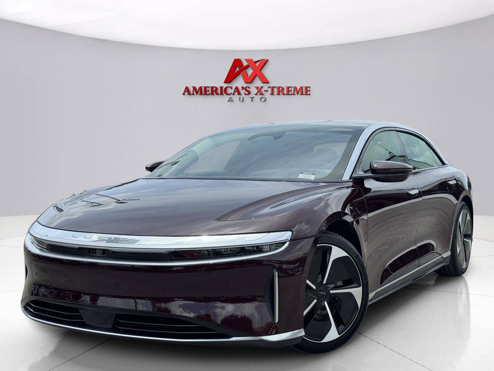 Used 2025 Lucid Air Touring AWD/4WD image 1