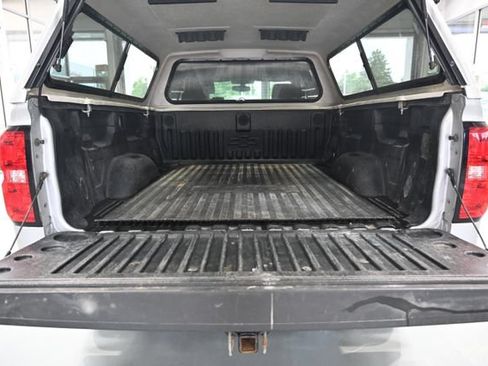Used 2017 Chevrolet Silverado 1500 LT w/ All Star Edition AWD/4WD image 7
