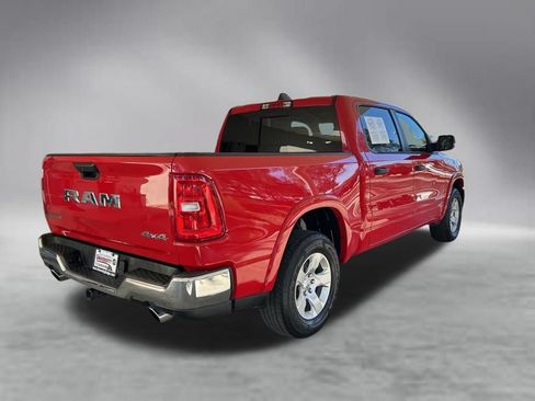 Used 2025 RAM 1500 Big Horn AWD/4WD image 3