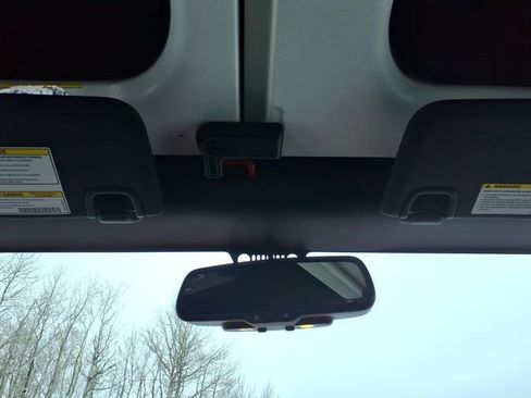 Used 2016 Jeep Wrangler Unlimited Rubicon w/ Max Tow Package image 17