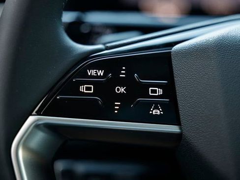 New 2026 Audi Q3 quattro 2.0T AWD/4WD image 33