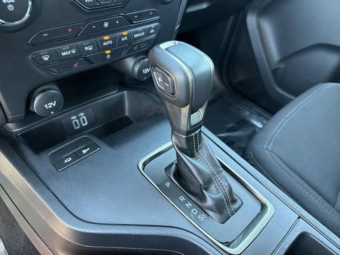 Used 2022 Ford Ranger XLT w/ Equipment Group 302A High image 27