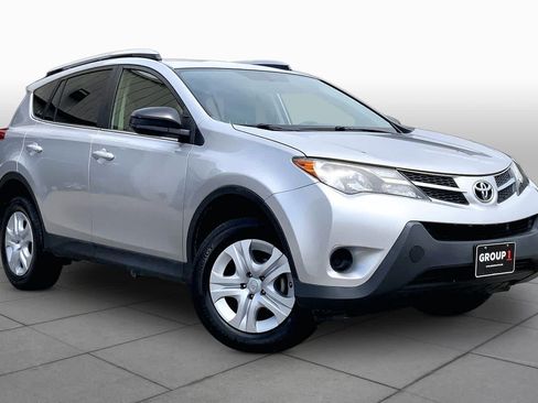 Used 2013 Toyota RAV4 LE FWD image 3