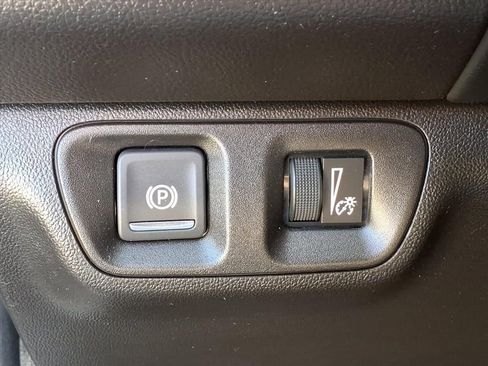 Used 2019 GMC Acadia SLE FWD image 21