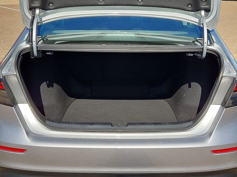 Used 2024 Honda Accord EX image 9