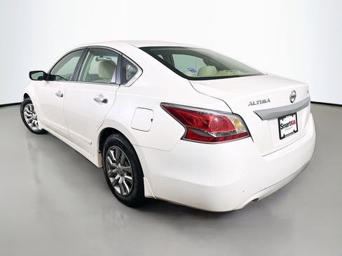Used 2015 Nissan Altima 2.5 S w/ Power Driver Seat Package FWD image 5