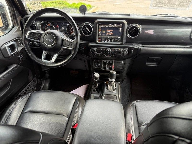 Used 2021 Jeep Wrangler Unlimited Sahara AWD/4WD image 13