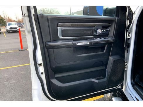 Used 2015 RAM 2500 Limited image 24
