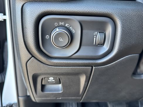 New 2026 RAM 1500 Tradesman image 32