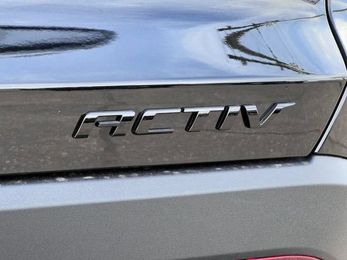 New 2026 Chevrolet Equinox ACTIV w/ Convenience Package III AWD/4WD image 7
