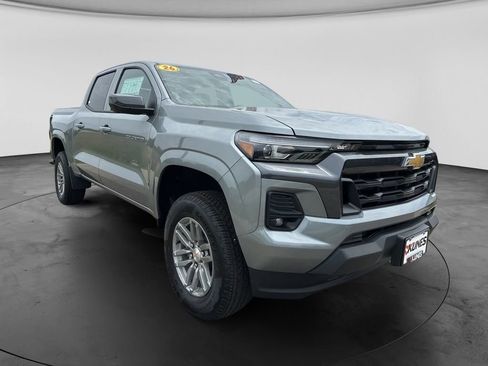 New 2026 Chevrolet Colorado LT w/ LT Convenience Package AWD/4WD image 2