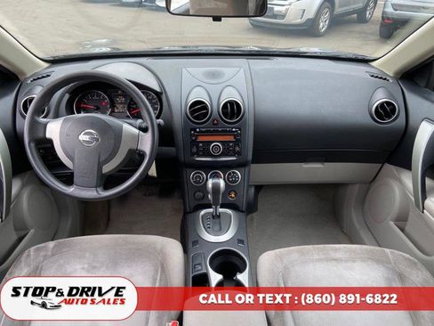 Used 2014 Nissan Rogue S image 10