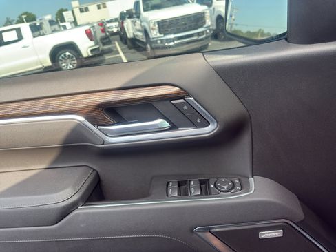 Used 2026 GMC Sierra 1500 Elevation w/ Elevation Premium Package AWD/4WD image 21