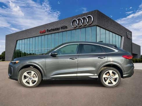 Certified 2025 Audi Q5 Premium Plus w/ Premium Plus AWD/4WD image 2