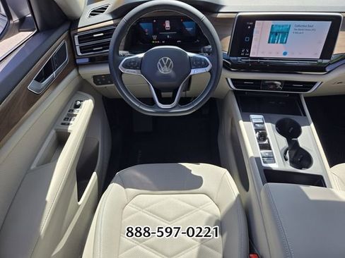 Certified 2026 Volkswagen Atlas SE image 12