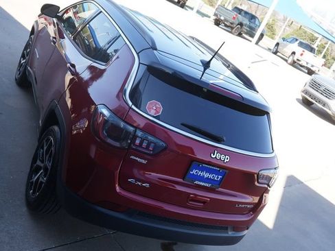 Used 2025 Jeep Compass Limited AWD/4WD image 13