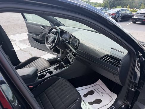 Used 2020 Volkswagen Jetta GLI FWD image 12
