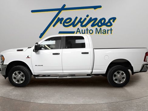 Used 2024 RAM 2500 Big Horn w/ Off Road Package AWD/4WD image 12