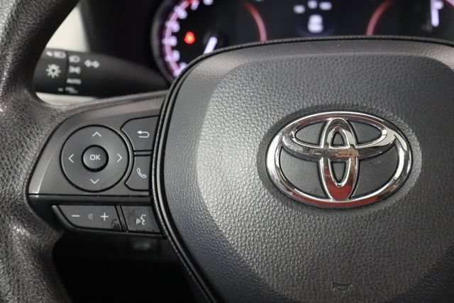 Used 2025 Toyota RAV4 XLE w/ Convenience Package FWD image 8
